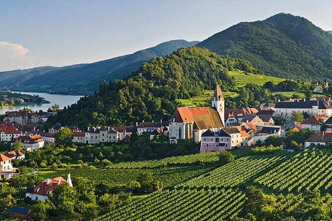 Grand Wachau Full Day Private Tour