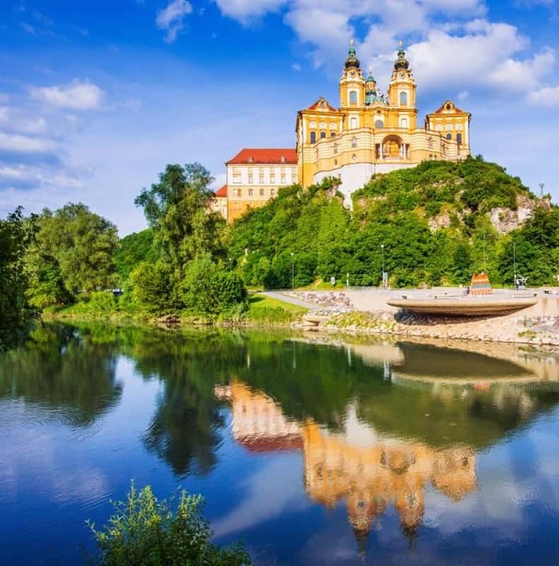 Wachau Day Tour from Vienna | Melk, Dürnstein & Krems